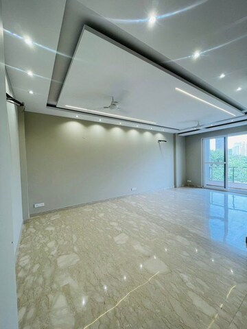 Room in 3 BHK Builder Floor at Malibu Town – for Sale