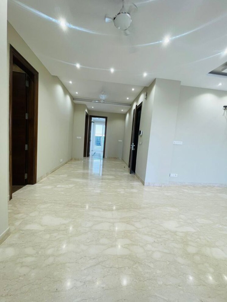 Room, malibu town 3 Bedroom 2160 Sq.Ft. Builder Floor In Malibu Town Gurgaon 9750053
