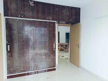 Room in 2 BHK Apartment at Godrej Royale Woods, Devanahalli – for Rent