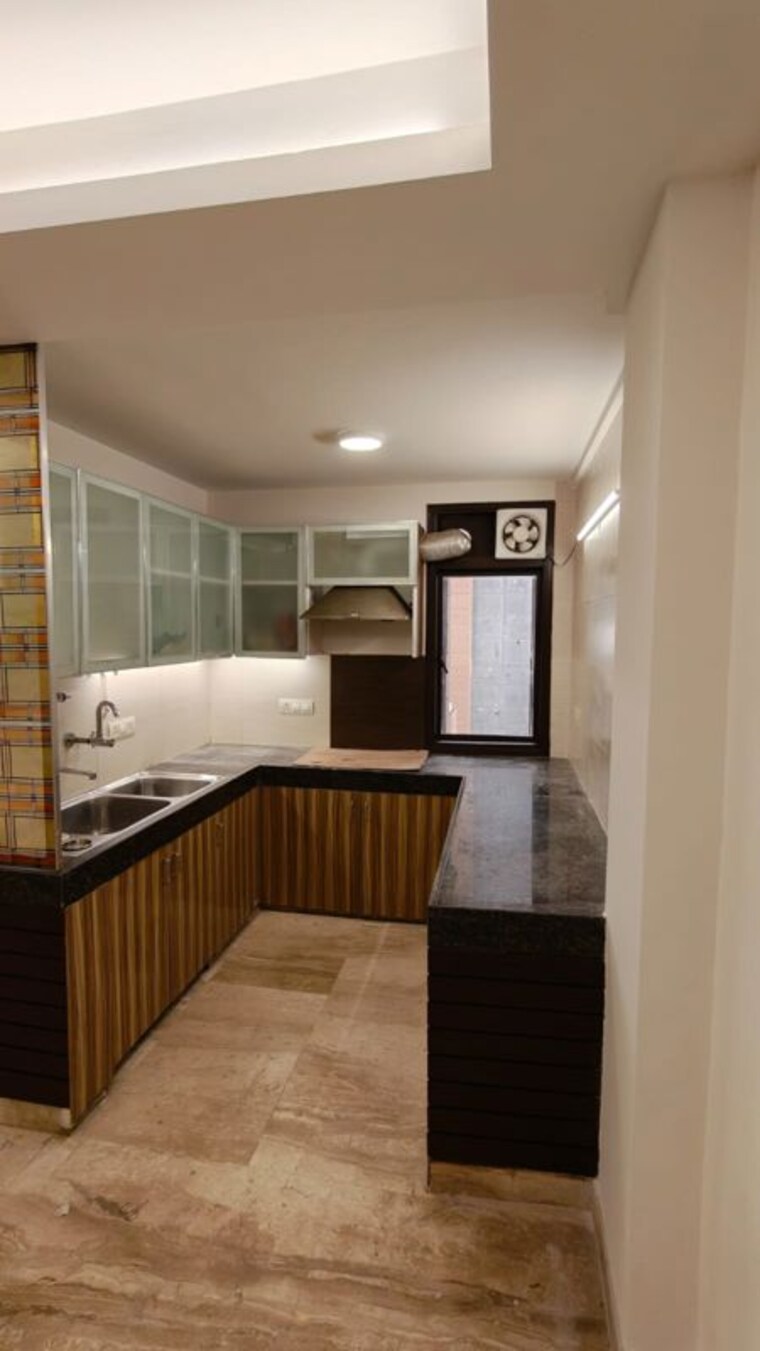 Kitchen, east of kailash 3 Bedroom 1152 Sq.Ft. Builder Floor In East Of Kailash Delhi 9750110