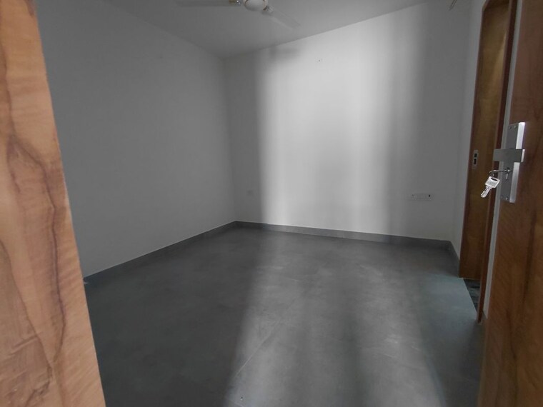 Room, janakpuri 2 Bedroom 600 Sq.Ft. Builder Floor In Janakpuri Delhi 9750113