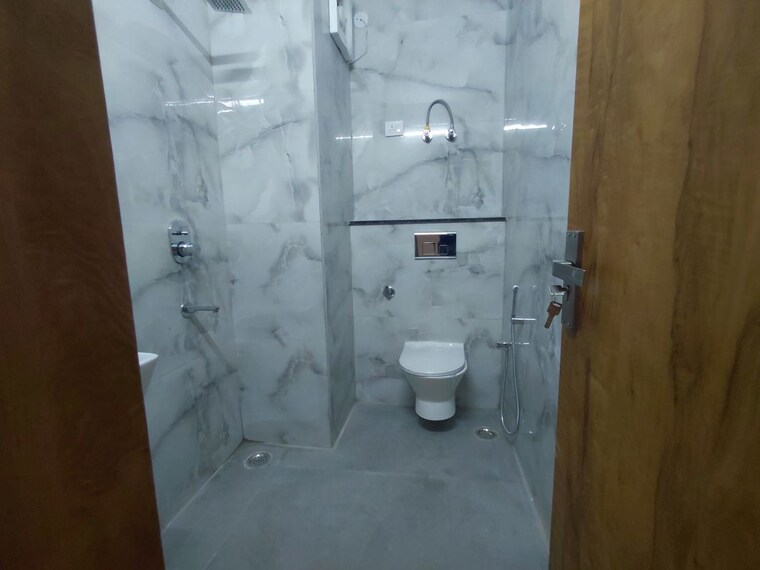 Bathroom, janakpuri 2 Bedroom 600 Sq.Ft. Builder Floor In Janakpuri Delhi 9750113