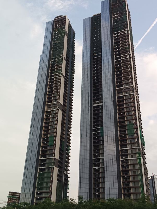 4 BHK + Pooja Room Apartment For Sale in SAS Crown