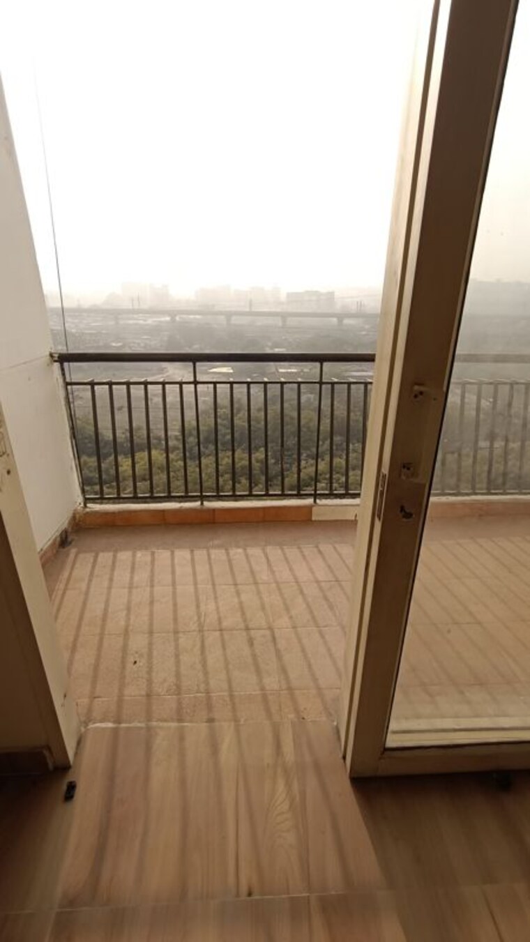 Balcony, antriksh-golf-view 2 Bedroom 1245 Sq.Ft. Apartment In Sector 78 Noida 9750146