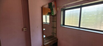 Room in 3.5 BHK Apartment at Ganesh Peth – for Rent