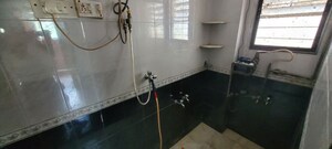 Bathroom in 3.5 BHK Apartment at Ganesh Peth – for Rent