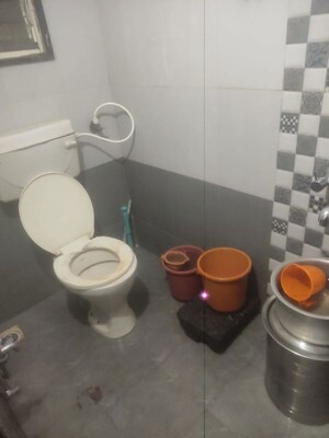 Bathroom in 1 BHK Apartment at Guruwar Peth – for Rent