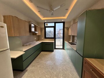 Kitchen in 3 BHK Builder Floor at Sector 45 – for Rent