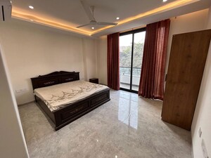 Master Bedroom in 3 BHK Builder Floor at Sector 45 – for Rent