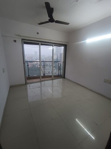 Bedroom in 2 BHK Apartment at Lotus Lotus Link Square, Malad West – for Rent