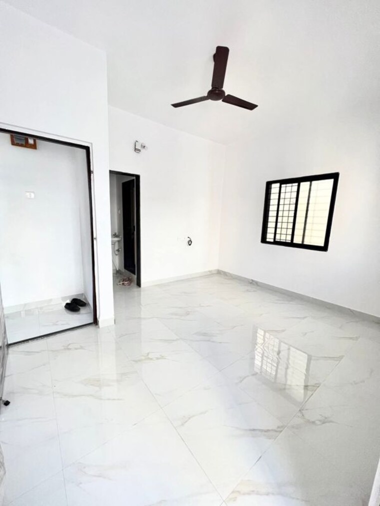 Room, madhuban-satin-brick 1 Bedroom 560 Sq.Ft. Apartment In Kharadi Pune 9750226