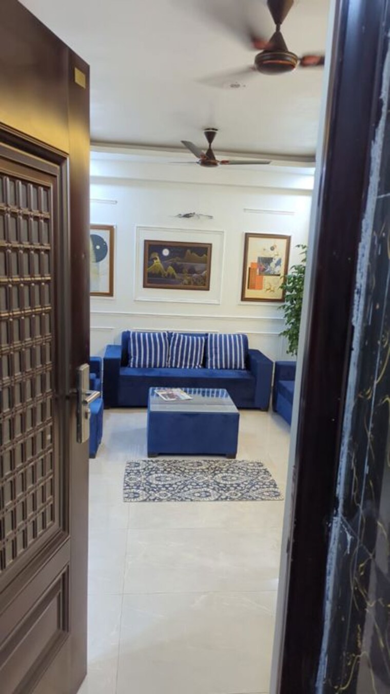 Bedroom, rwa-apartments 3.5 Bedroom 2200 Sq.Ft. Builder Floor In Sector 31 Noida 9750229