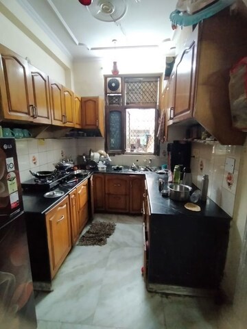 Kitchen in 2 BHK Builder Floor at Eldeco Ananda, Sector 48 – for Rent