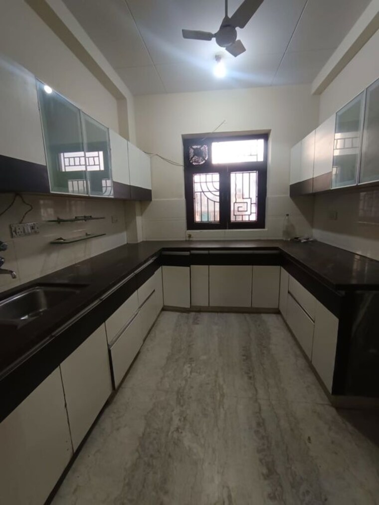 Kitchen, apex-anuradha-apartments 3 Bedroom 1350 Sq.Ft. Apartment In Paschim Vihar Delhi 9750257