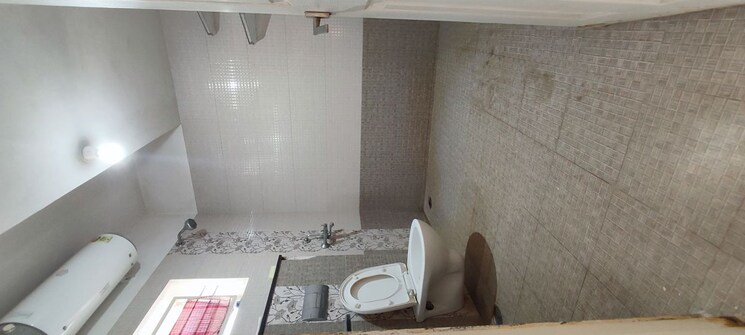 Bathroom, comfort-palace 3 Bedroom 1650 Sq.Ft. Builder Floor In Btm Layout Bangalore 9750260