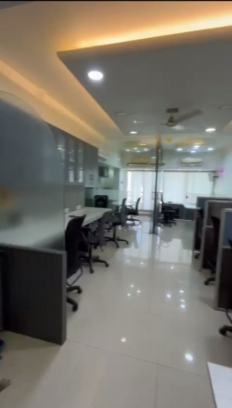 Office Space For Rent in Mayuresh Cosmos