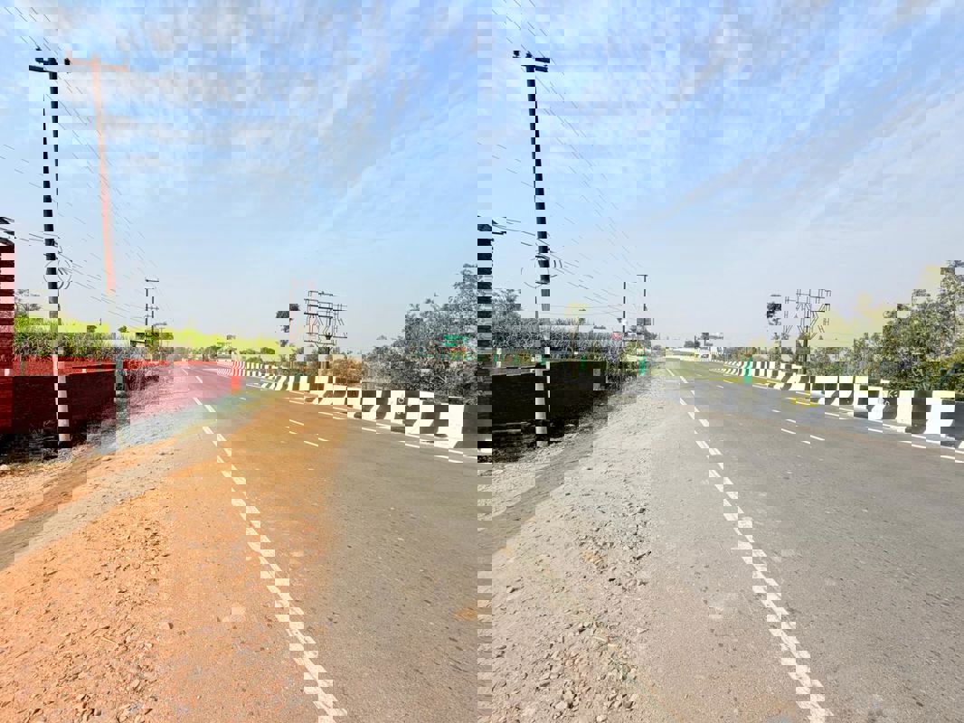 Plot For Sale in Badripur