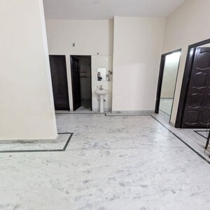 Room in 2 BHK Builder Floor at Sector 23 – for Rent