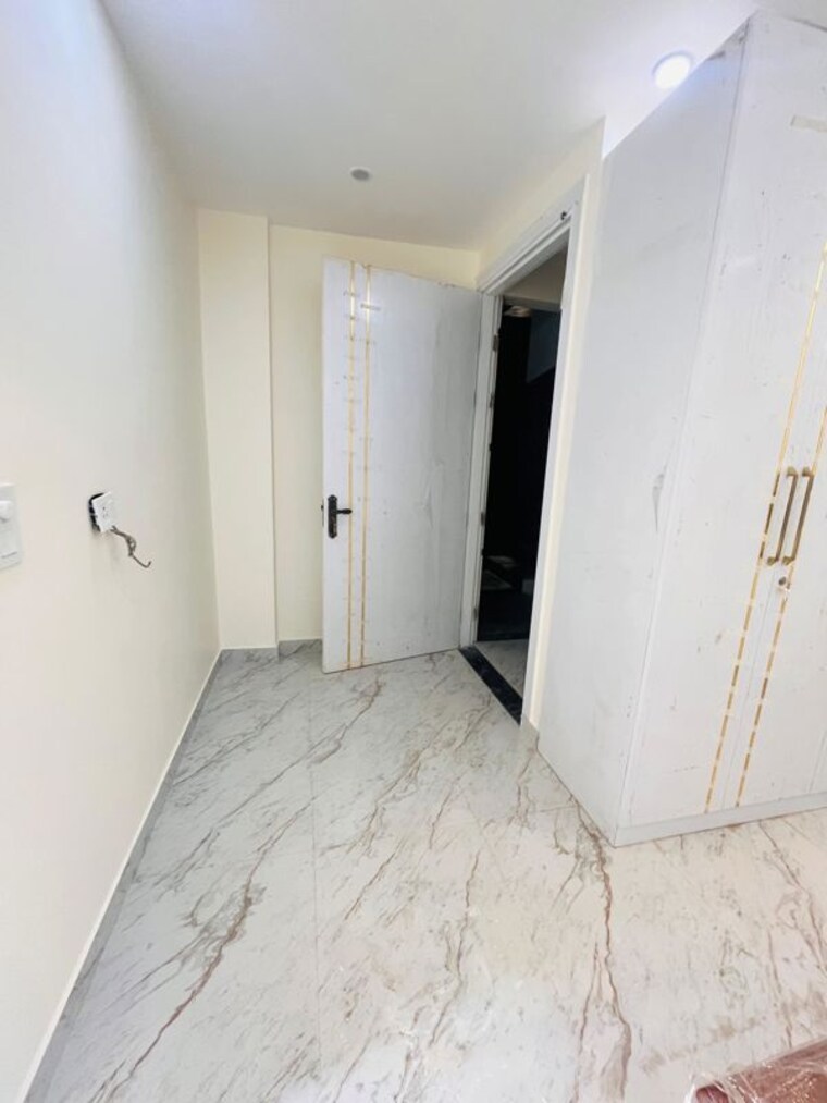 Room, sector 51 2 Bedroom 1288 Sq.Ft. Builder Floor In Sector 51 Gurgaon 9750283