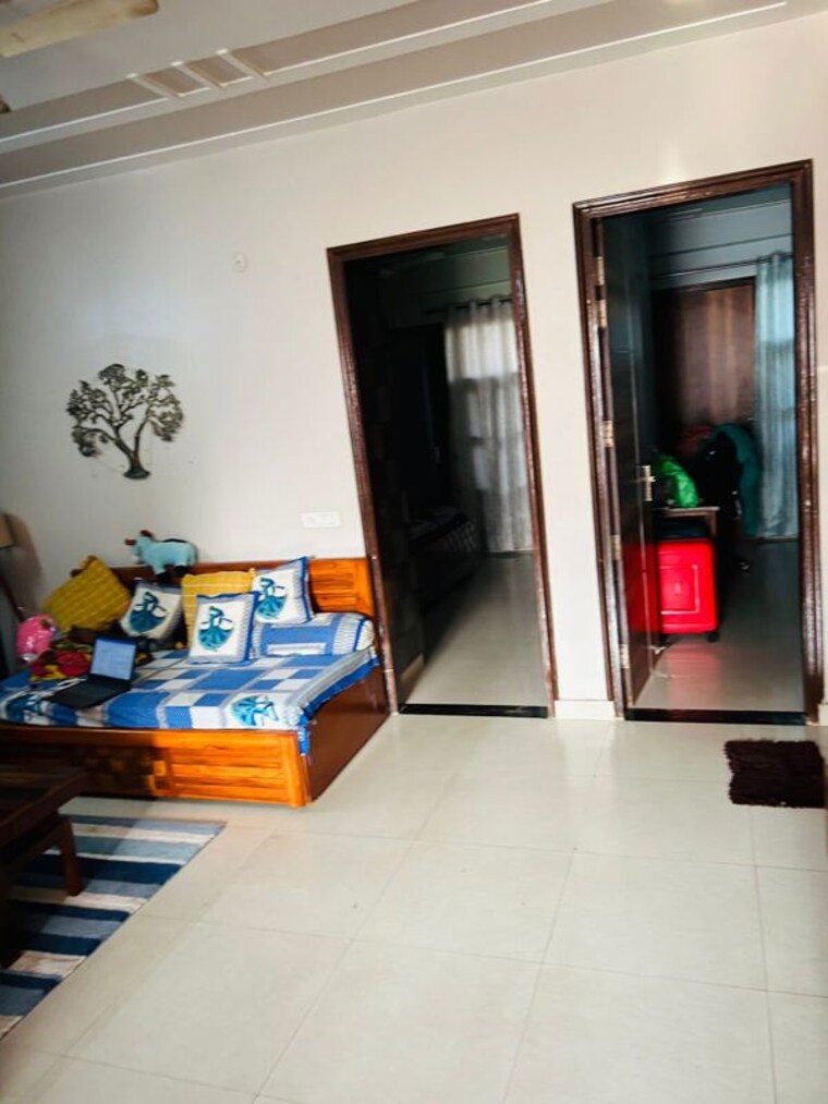 Gym, sector 52 2 Bedroom 1314 Sq.Ft. Builder Floor In Sector 52 Gurgaon 9750285