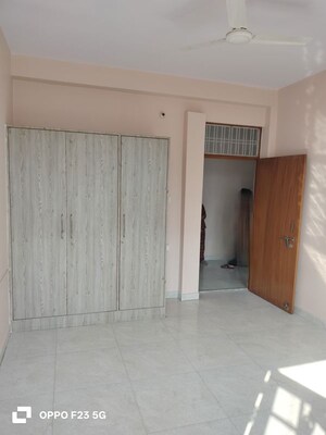 1 BHK Builder Floor For Rent in Gomti Nagar