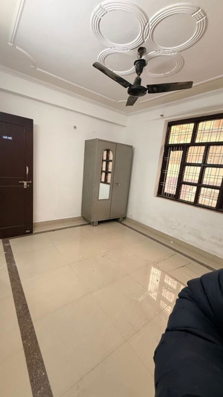 Room, jakhan rajpur road 2 Bedroom 1300 Sq.Ft. Independent House In JakhaN Rajpur Road Dehradun 9750293