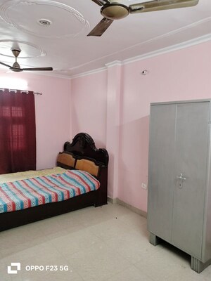 Bedroom in 1 RK Builder Floor at Gomti Nagar – for Rent