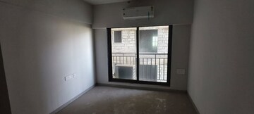 Room in 2 BHK Apartment at Roha Vatika, Kurla East – for Rent