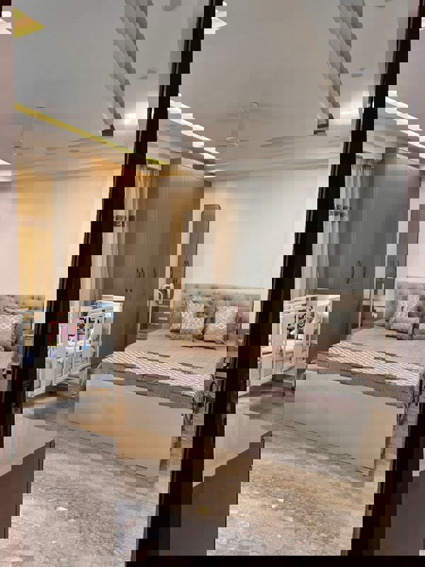 3 BHK + Pooja Room,Servant Room,Study Room,Extra Room Apartment For Rent in South Extension I