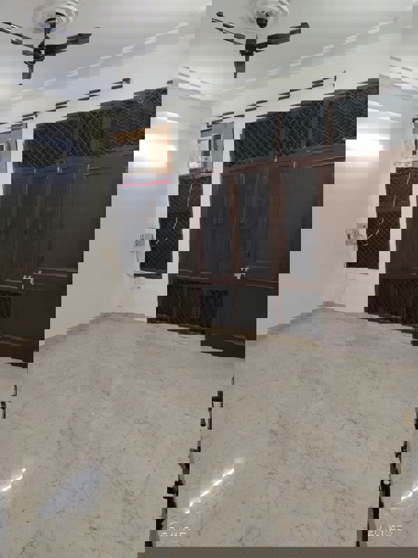 4 BHK + Servant Room 2558 Sq.Ft. Apartment in DLF Trinity Towers