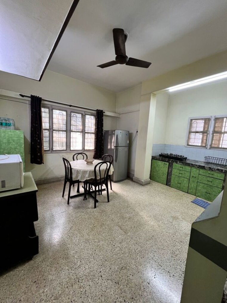  Parking, koregaon park 2 Bedroom 1050 Sq.Ft. Apartment In Koregaon Park Pune 9750323