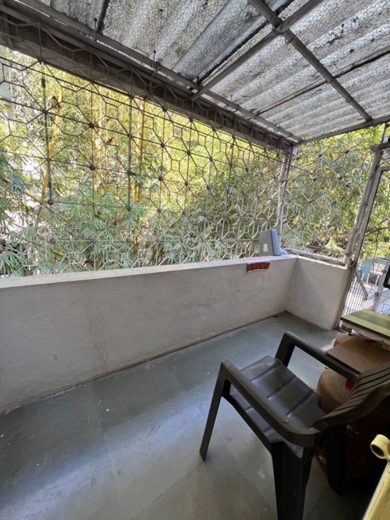 Balcony, koregaon park 2 Bedroom 1050 Sq.Ft. Apartment In Koregaon Park Pune 9750323