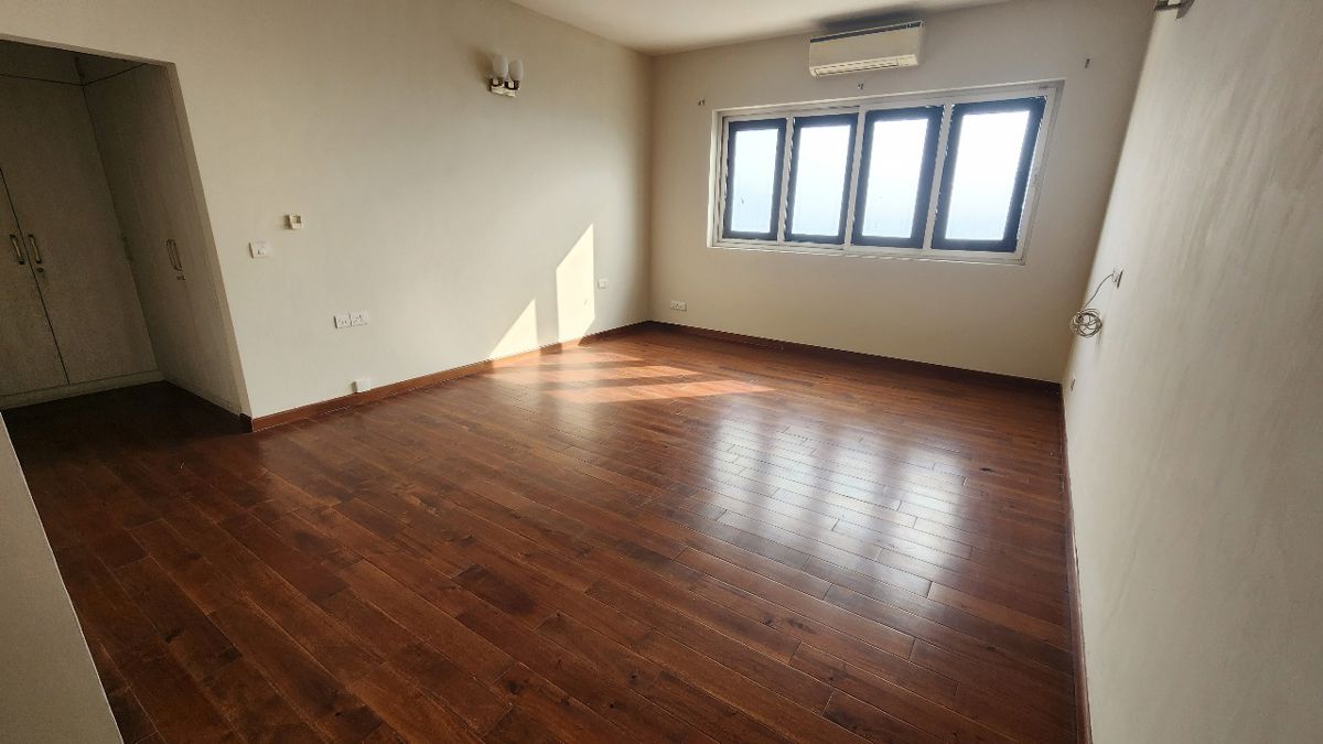 4 BHK + Servant Room 1750 Sq.Ft. Apartment in DLF The Wellington Estate