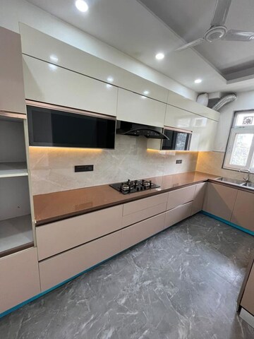 Kitchen in 3 BHK Builder Floor at Sector 38 – for Rent