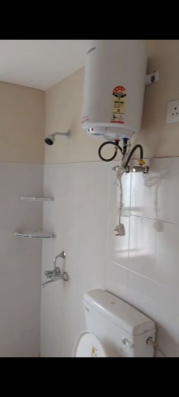 Bathroom in 2.5 BHK Apartment at Smart World Gems, Sector 89 – for Rent