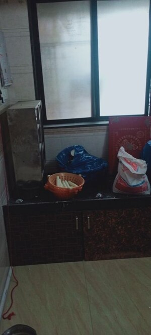 Furnished Amenities in 1 RK Apartment at Bindra Complex, Andheri East – for Rent