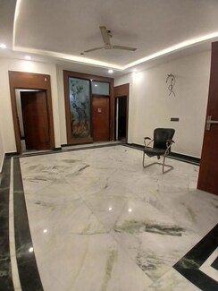 3 BHK Builder Floor For Rent in Unitech South City 1