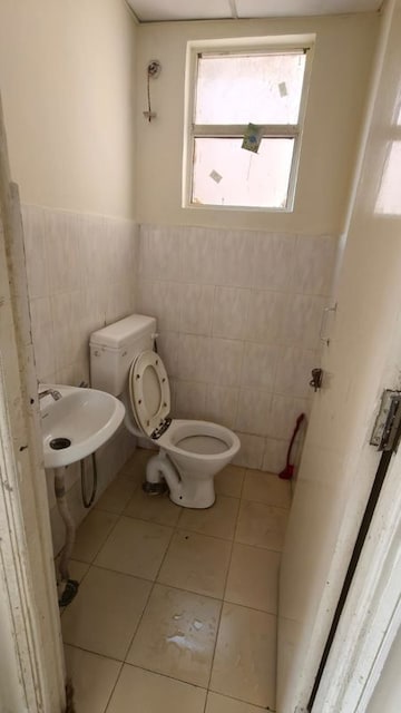 Bathroom in 1 BHK Apartment at ROF Aalayas, Sector 102 – for Rent