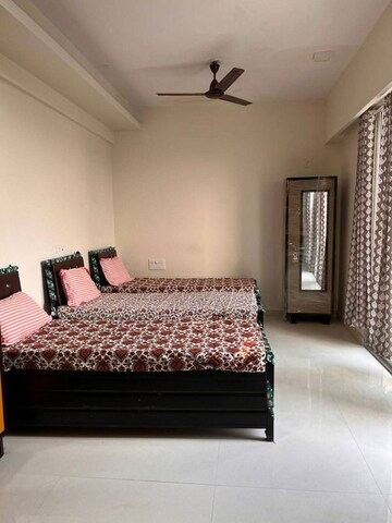 Room in  Pg at Goregaon West – for Rent