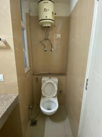 Bathroom in 3.5 BHK Apartment at Emaar Emerald Estate, Sector 65 – for Rent