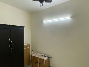 Furnished Amenities in 3.5 BHK Apartment at Emaar Emerald Estate, Sector 65 – for Rent