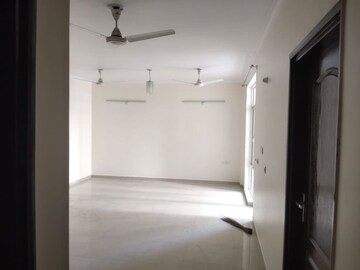 Bathroom in 3 BHK Apartment at Omaxe The Palace, Gomti Nagar – for Rent