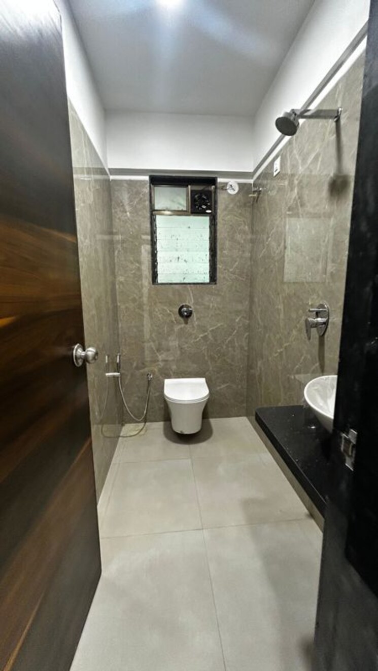 Bathroom, gowda-palash 2 Bedroom 582 Sq.Ft. Apartment In Malad West Mumbai 9750420