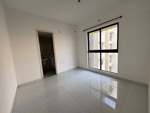 Room in 1 BHK Apartment at Runwal Gardens Phase I, Dombivli East – for Rent