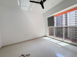 Room in 2.5 BHK Apartment at Lodha Codename Premier, Dombivli East – for Rent