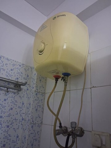 Bathroom in 2 BHK Builder Floor at SS Mayfield Gardens, Sector 51 – for Rent