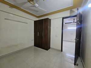 Room in 1 BHK Apartment at Palm Residency Chhatarpur, Chattarpur – for Rent