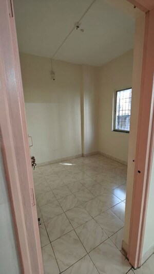 Master Bedroom in 1 BHK Apartment at Omkar Park Dhankawadi, Dhankawadi – for Rent