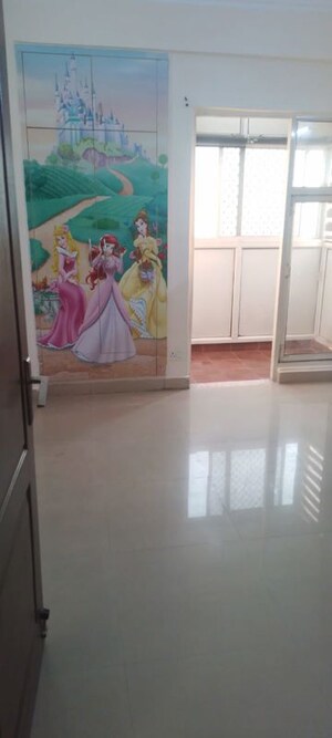 Room in 2 BHK Apartment at Gardenia Golf City, Sector 75 – for Rent