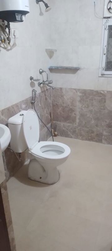 Bathroom in 2 BHK Apartment at Gardenia Golf City, Sector 75 – for Rent